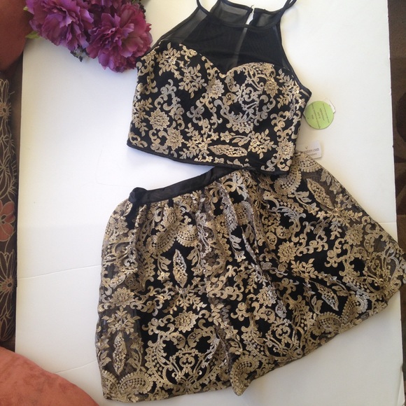 Windsor Dresses & Skirts - Windsor 2 Piece Dress